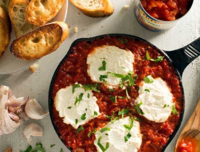 Baked Ricotta in Chunky Tomato Sauce
