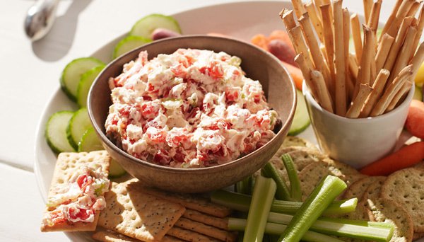 BLT-Dip-Close close up image of blt dip using canned petite diced tomatoes with crackers and celery