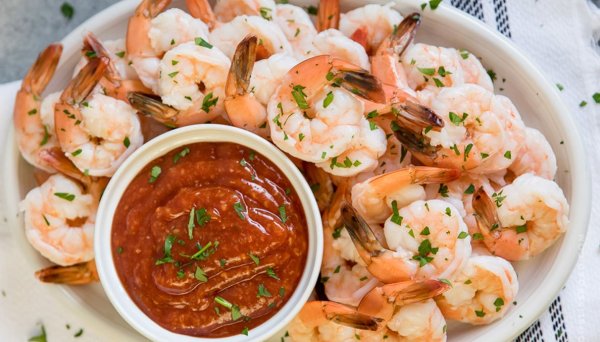 Sriracha Party Cocktail Sauce
