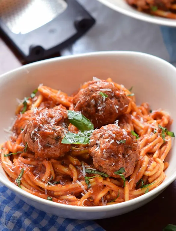 Instant Pot Spaghetti and Meatballs