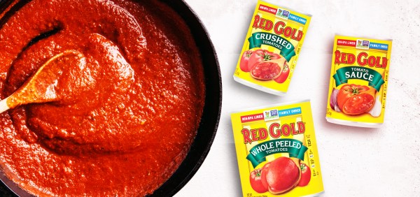 What Types of Canned Tomatoes Are Best for Sauces?