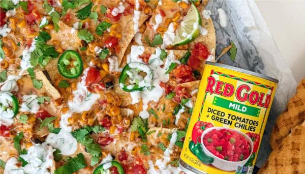 Cheesy Elote Nachos