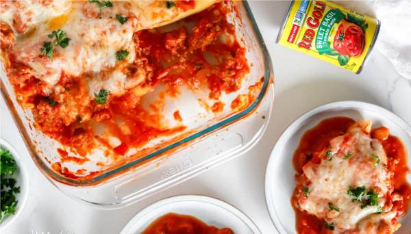 Sausage Lasagna Roll-Ups with Spicy Vodka Sauce