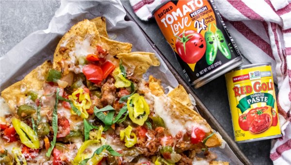 Sausage and Pepper Nachos