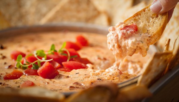 White Basil Pizza Dip