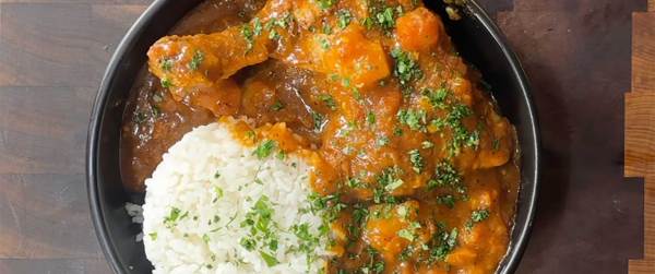 One-Pan Tomato Braised Chicken Leg Quarters